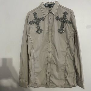 Roar Brand button down shirt!